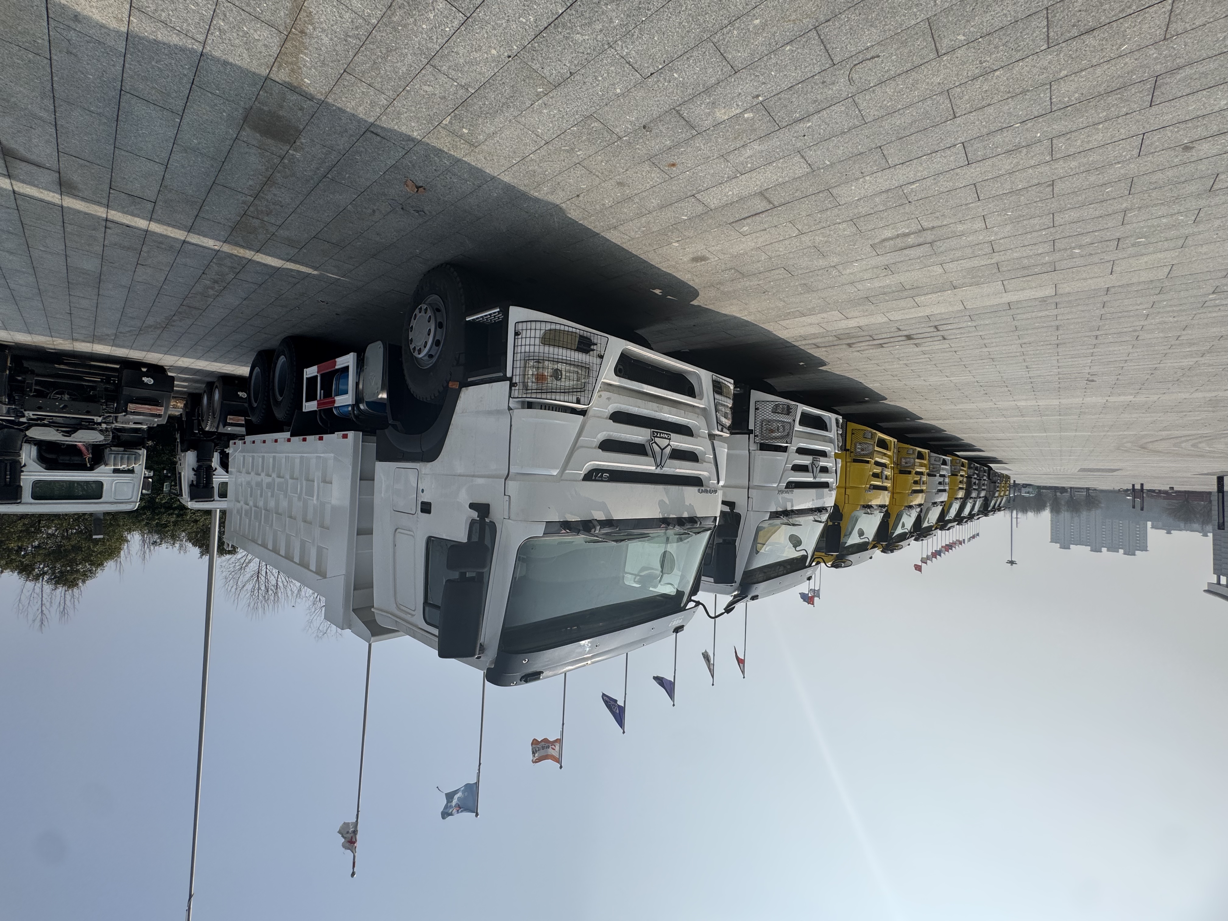 Sinotruk Howo Truck sizə hazırdır!