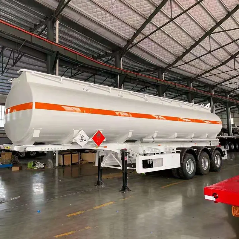 4 Bölmə ilə 40000l Karbon Polad Yağ Tanker Yarım Qoşqu